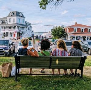 Meet your Posher, Doreen